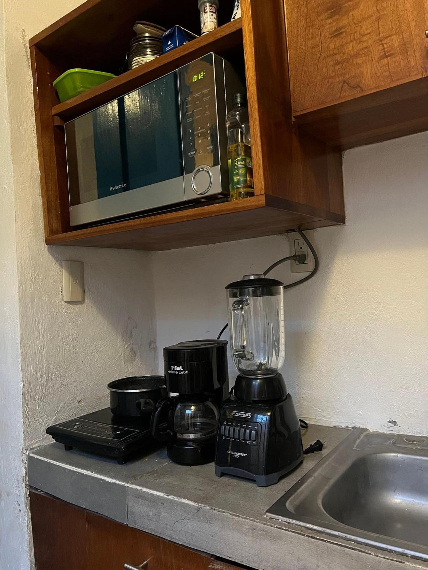 Casita De La 12 5 Min A Centro Campeche Ideal Para 2 O 3 Personas Cocina Con Estufa De Induccion, Microondas Y Refrigerador Luaran gambar
